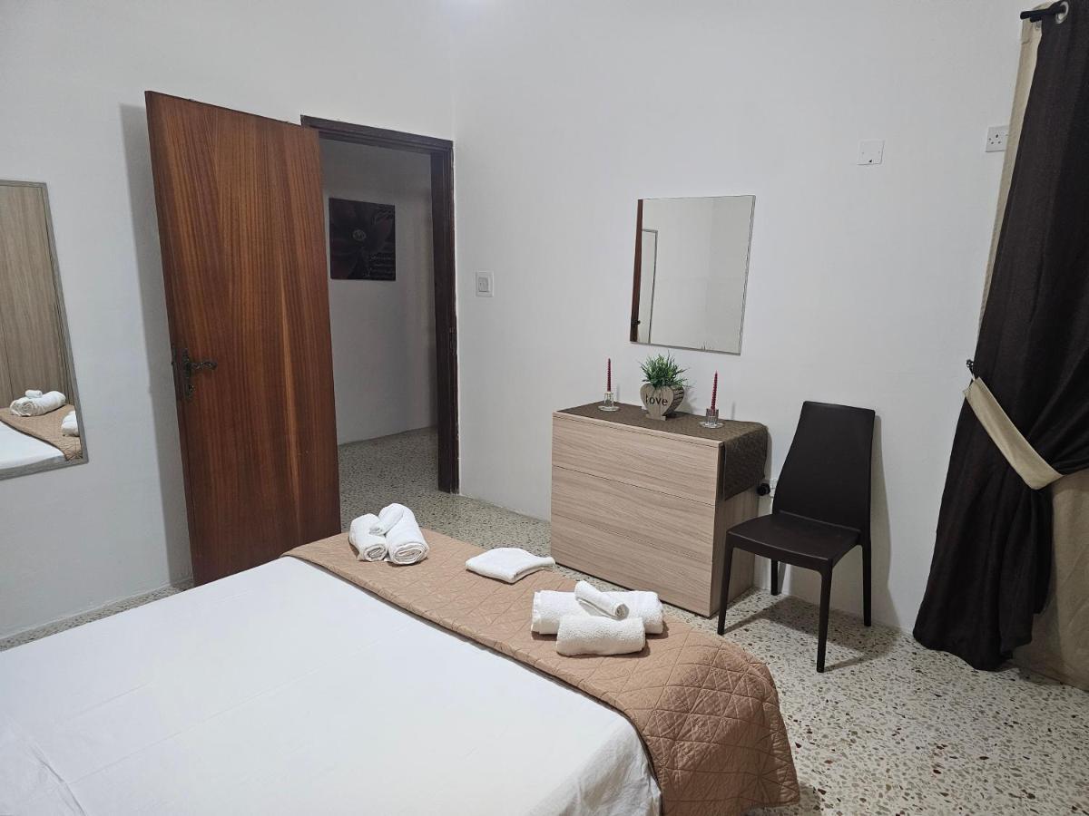 Apartment Ground Floor By The Sea - Close To Main Square